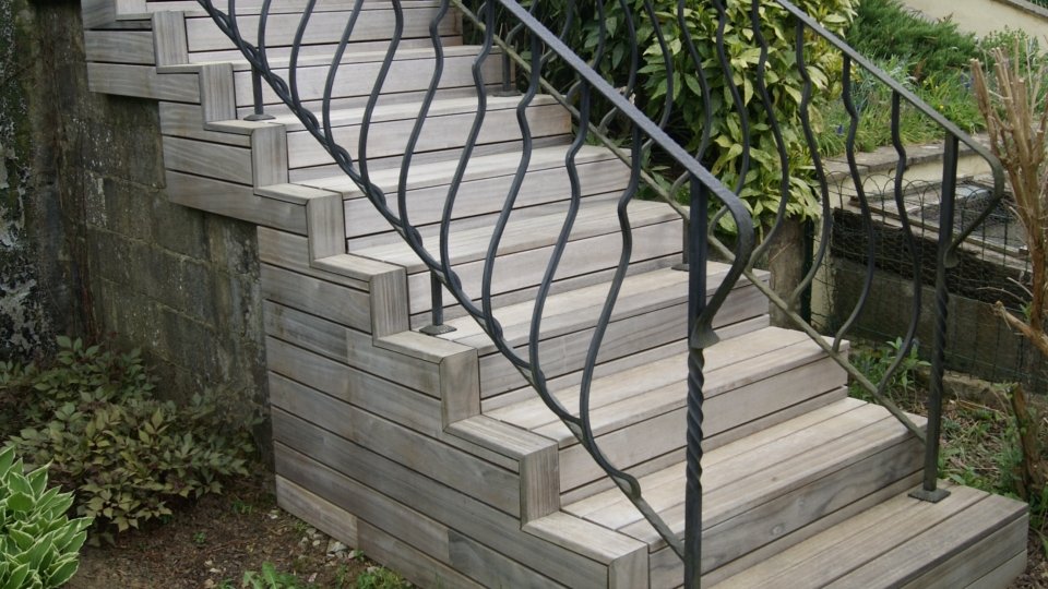 Photos terrasse en bois fixation invisible Padouk Ambiance Bois Photos terrasse en bois fixation invisible Padouk Ambiance Bois